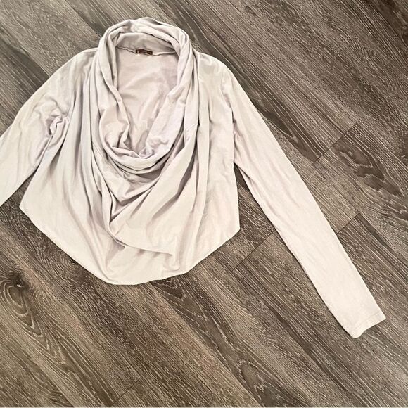 CDR drape long sleeve - Picture 3 of 8